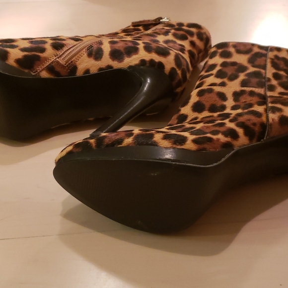 Nine West Animal Print Bootie - Picture 4 of 6